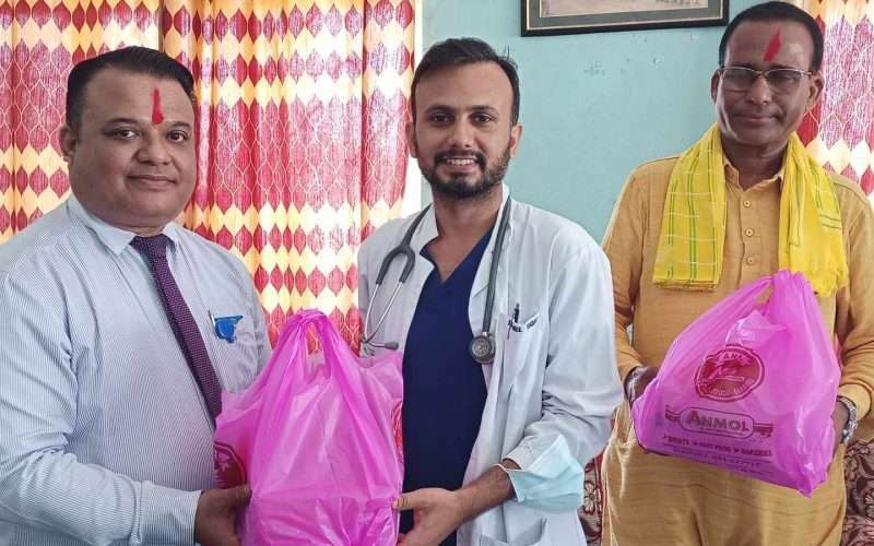 पाेखरिया अस्पतालमा जटिल समस्याबाट ग्रसित बिरामीहरुलाई नि:शुल्क उपचार गर्न छलफल