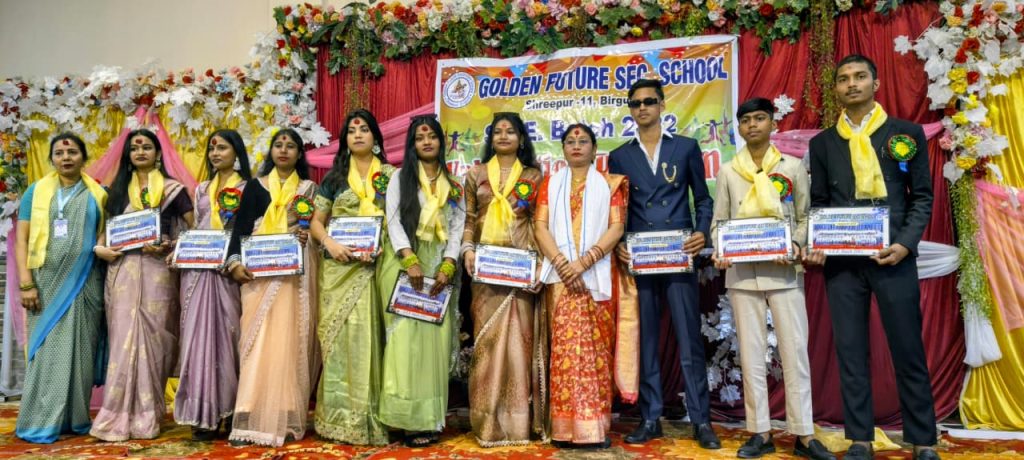 गोल्डेन फ्युचरमा कक्षा १० का विद्यार्थीहरुकाे विदाई समारोह सम्पन्न